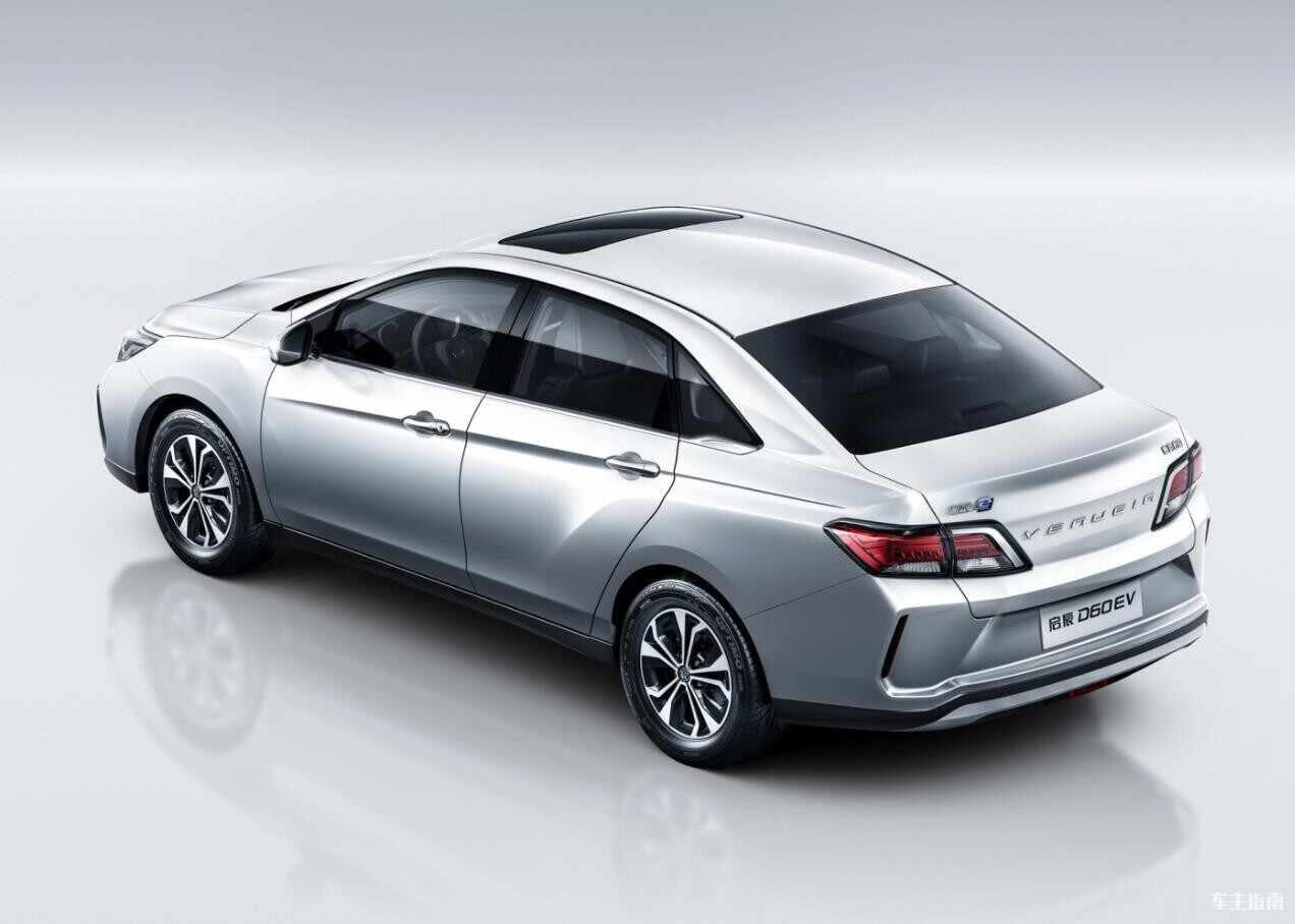 成都英仕派新能源最高降4.00万 最低仅售18.98万