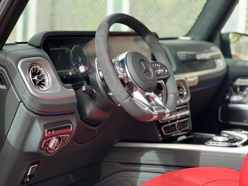 成都平行进口奔驰GLS墨版最高降20.8万 欢迎前来试驾