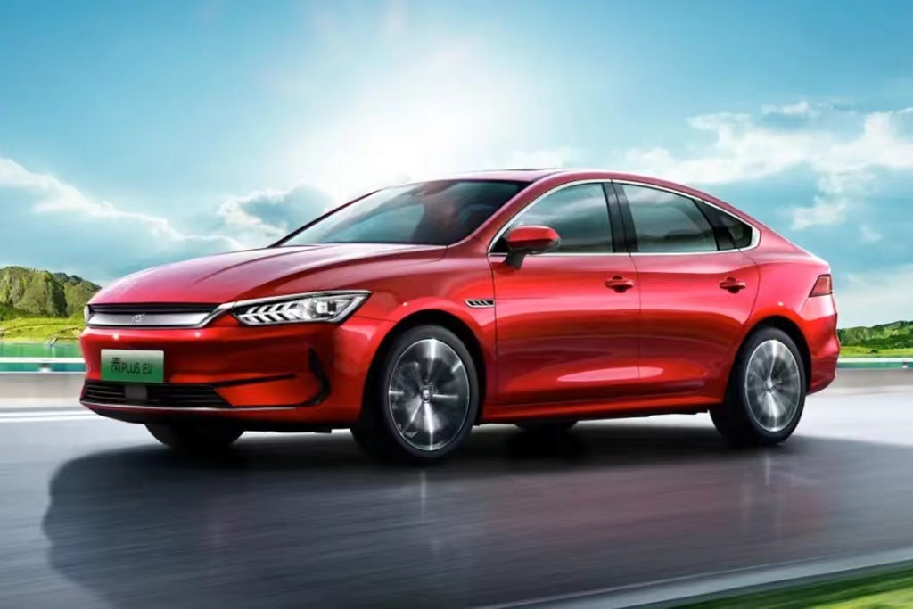 10万内纯电中型家轿！比亚迪e7官图发布：搭载单电机