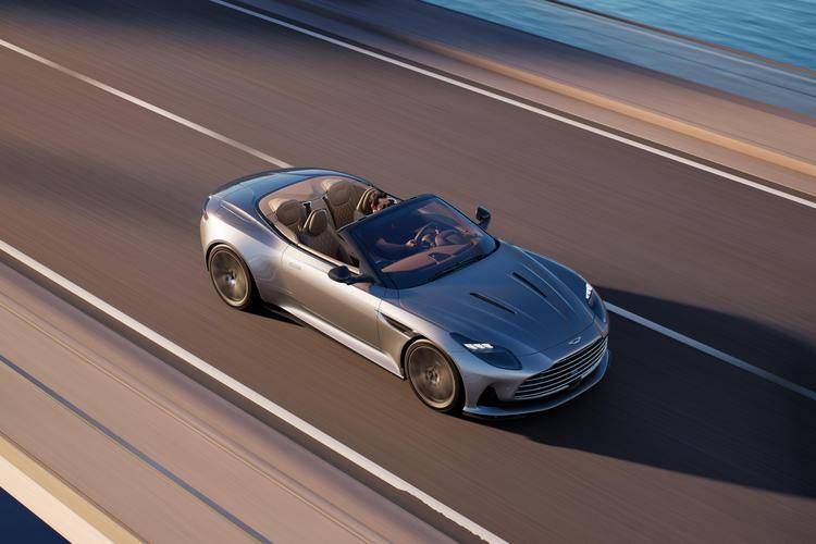 将于2026年发布 阿斯顿・马丁DB12 AMR谍照曝光 超过700马力