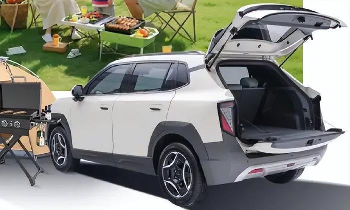 限时7.99万起 东风纳米06上市：标配路虎揽胜同款天地尾门！