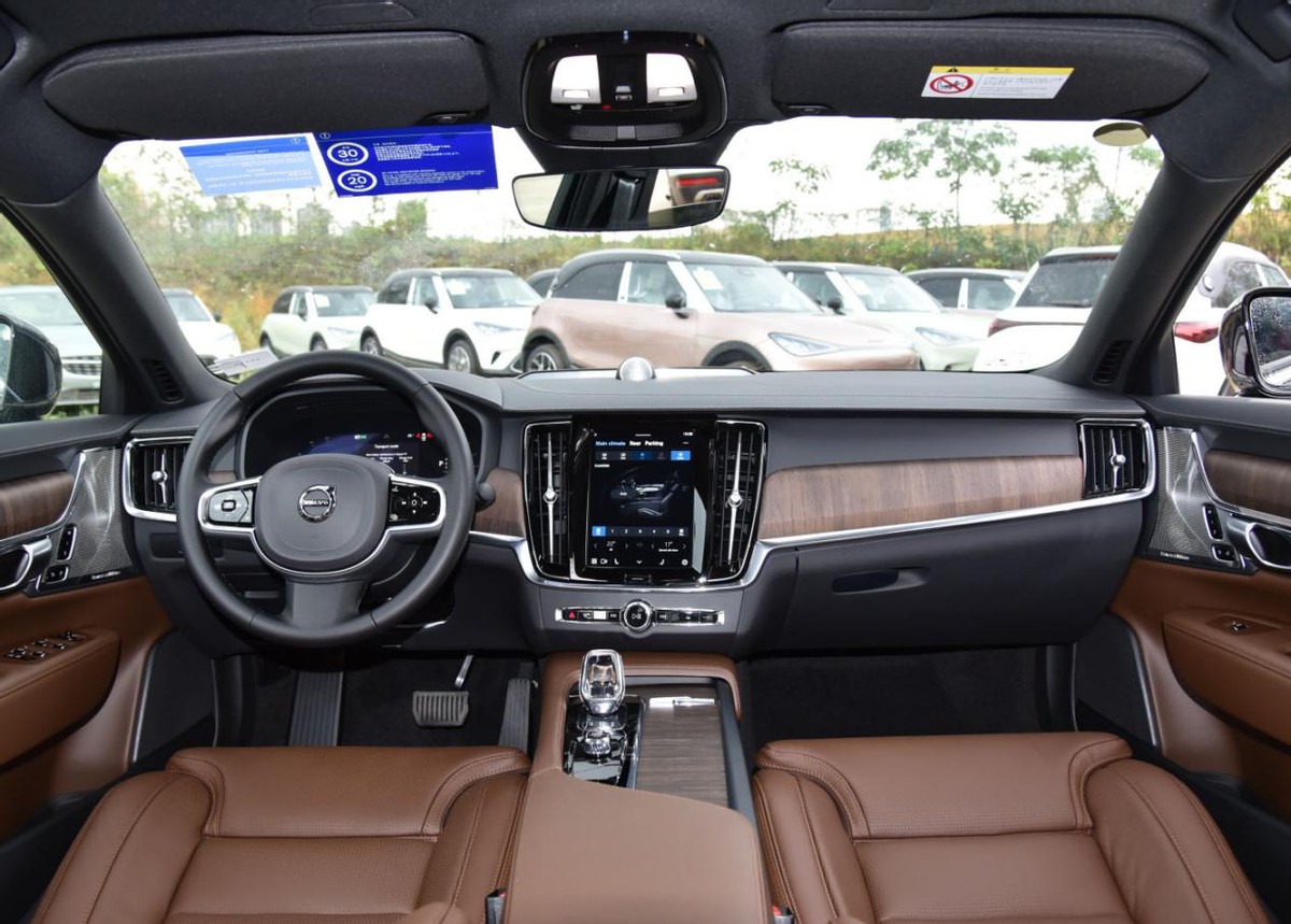 现款售40.69万起 新款沃尔沃S90将于5月29日上市 外观内饰均升级