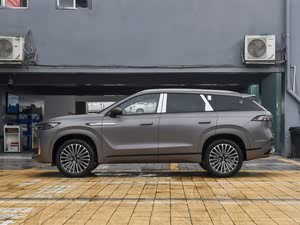 成都飞驰美版提供试乘试驾 购车让利17万元