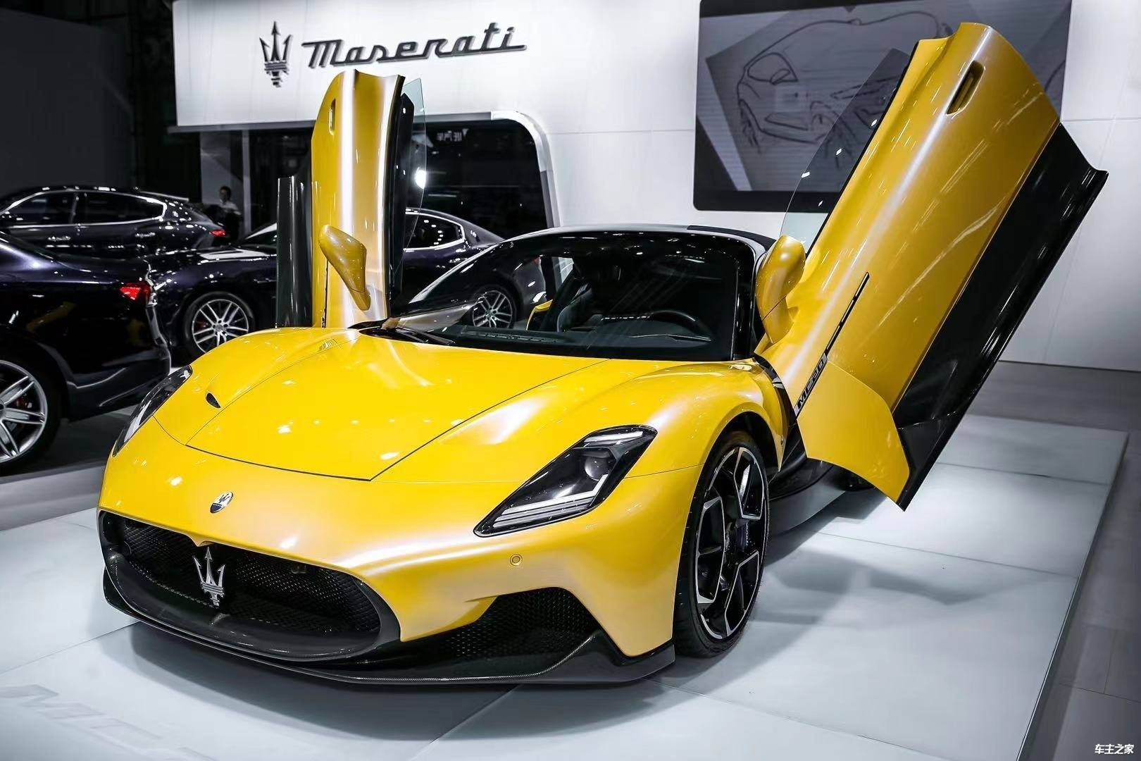 2025粤港澳车展：猛士M817内饰首发！