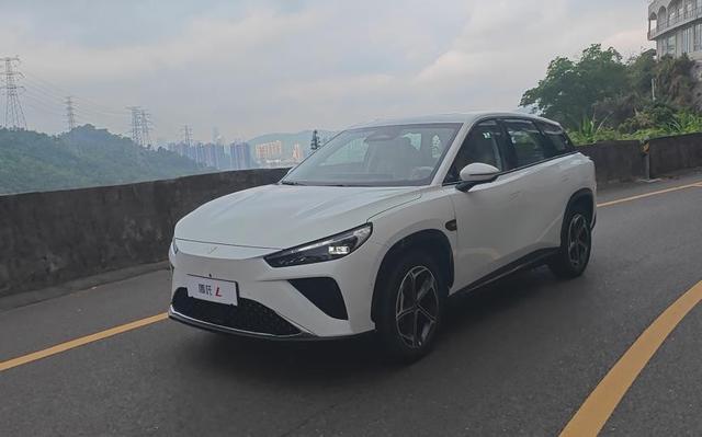 武侯哪吒L价格12.99万起 暂无优惠