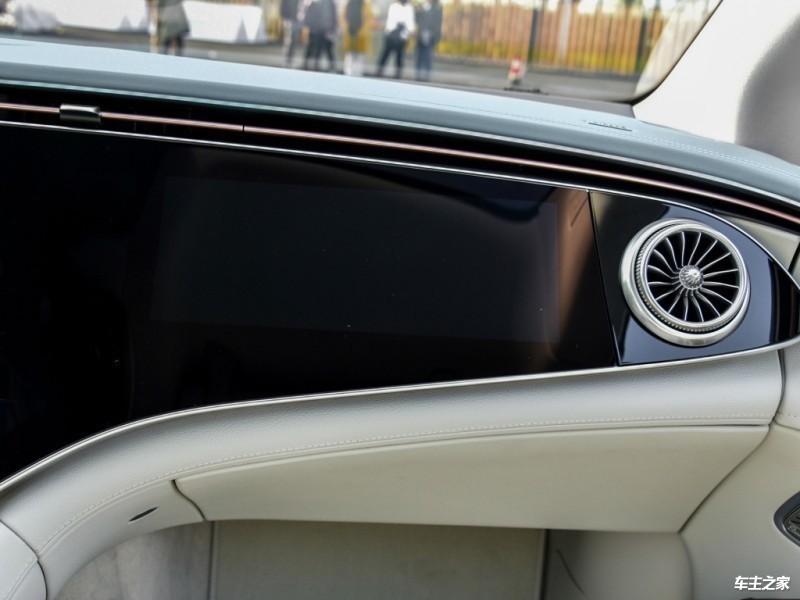 崇州奔驰EQS优惠40.00万 最低仅售48.10万