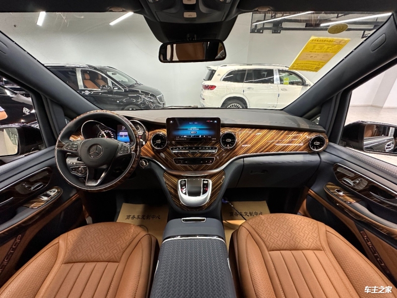 奔驰V级中东版价格最低52万起售